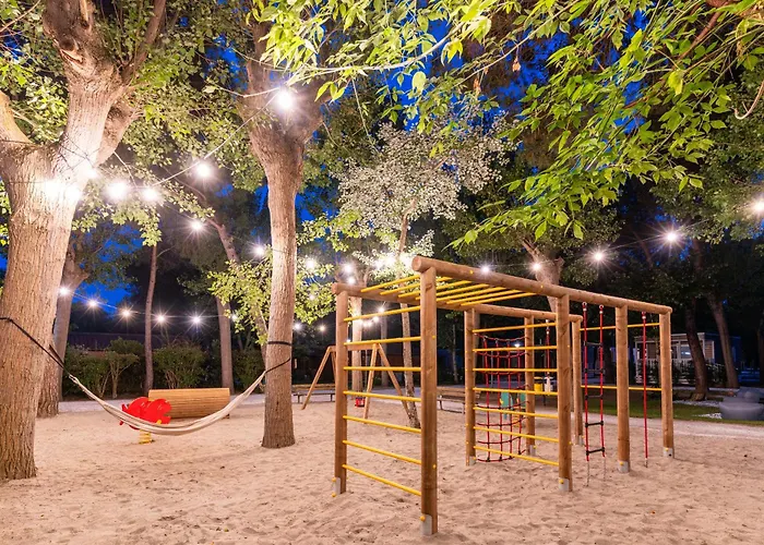 Aparthotel Hotiday 3*