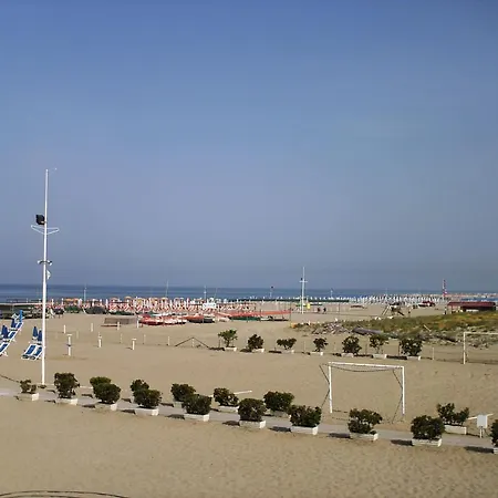 Aparthotel Hotiday Viareggio